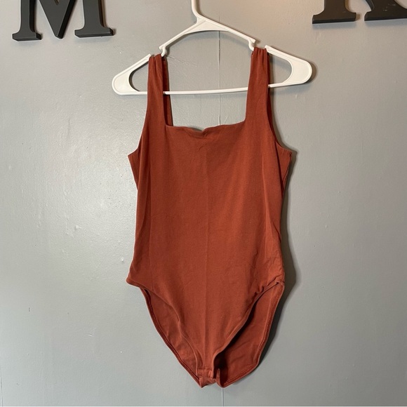 Old navy rust orange square neck tank top bodysuit women’s size small - Picture 1 of 10
